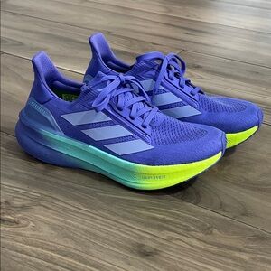 Adidas women’s Ultraboost 5x size 7.5
